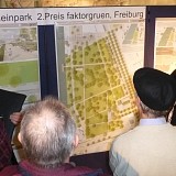 Treffen im Rathaus zur Erläuterung der geplanten Rheinparkgestaltung